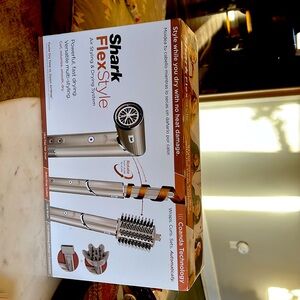 Flex Style : styling and drying system
